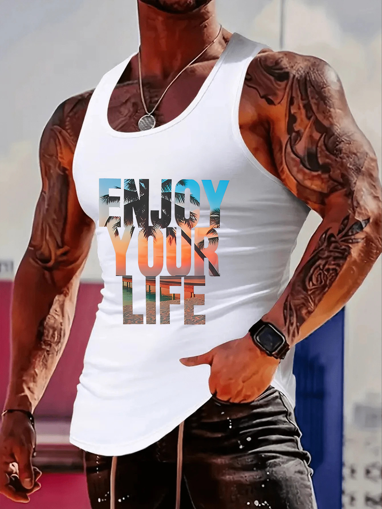 Fashionable trend muscular man – Mens Fashion Trend Bewertung und Preis